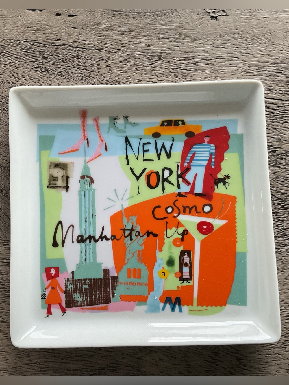Crate & Barrel World City Scene Travel Collection NEW YORK Appetizer Plate